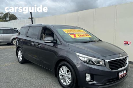 Grey 2015 Kia Carnival Wagon SI