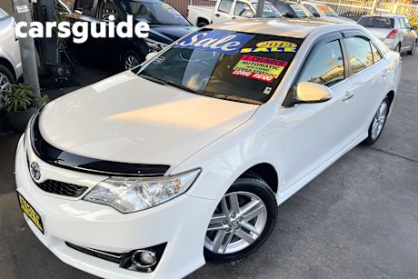 White 2013 Toyota Camry Sedan Atara S