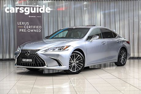 Silver 2024 Lexus ES300H Sedan Luxury +EP1 (hybrid)