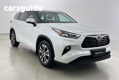 White 2022 Toyota Kluger Wagon GXL eFour