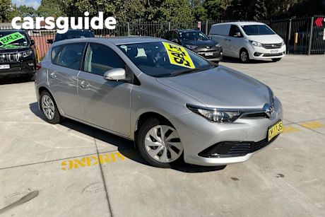 Silver 2017 Toyota Corolla Hatchback Ascent