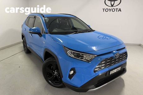 Blue 2019 Toyota RAV4 Wagon Cruiser 2WD