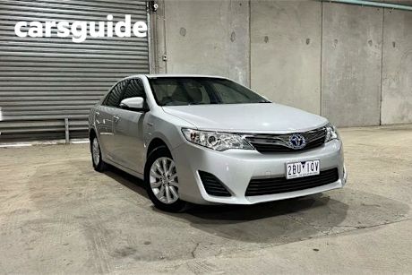 Silver 2013 Toyota Camry Sedan Hybrid H
