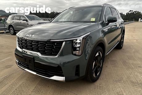 Green 2025 Kia Sorento Wagon Sport+ 7 Seat
