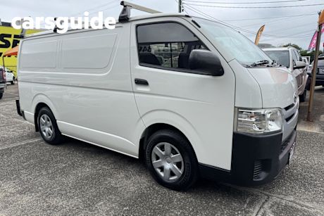 White 2017 Toyota Hiace Van LWB