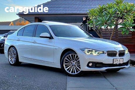 White 2015 BMW 318I Sedan Luxury Line