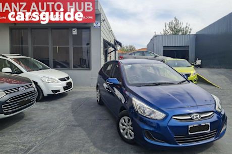 Blue 2017 Hyundai Accent Hatchback Active