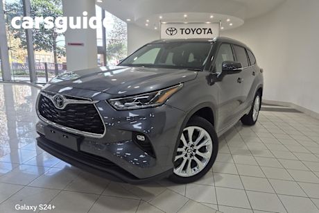 Grey 2022 Toyota Kluger Wagon Grande AWD