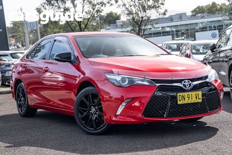 Red 2016 Toyota Camry Sedan Atara SL