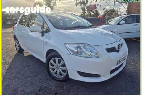 White 2007 Toyota Corolla Hatchback Ascent