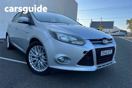 Silver 2011 Ford Focus Hatchback Trend