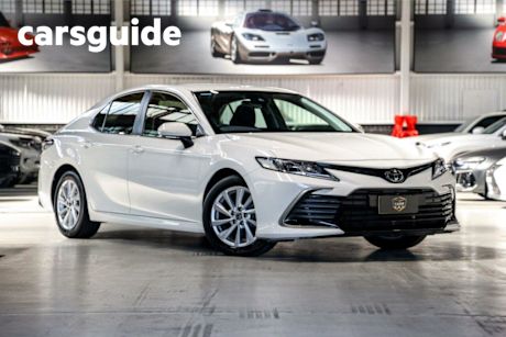 White 2022 Toyota Camry Sedan Ascent + SAT NAV