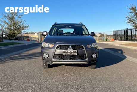 Grey 2012 Mitsubishi Outlander Wagon LS (fwd)