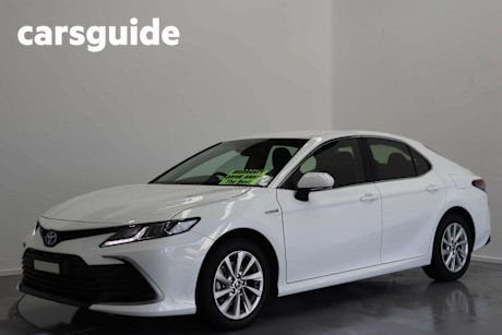 White 2023 Toyota Camry Sedan Ascent Hybrid