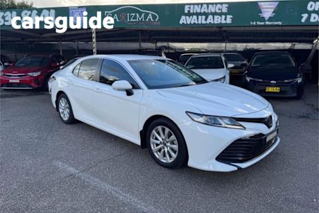 White 2019 Toyota Camry Sedan Ascent