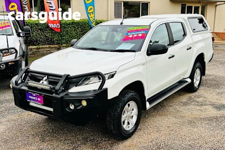 White 2019 Mitsubishi Triton Double Cab Pick Up GLX Plus (4X4)