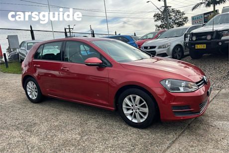 Red 2015 Volkswagen Golf Hatchback 92 TSI Trendline