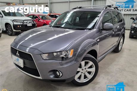 Grey 2010 Mitsubishi Outlander Wagon Activ