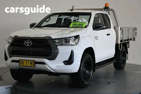 White 2020 Toyota Hilux X Cab Pickup SR HI-Rider