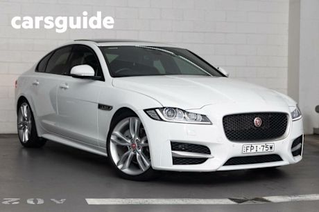 White 2016 Jaguar XF Sedan 25T R-Sport