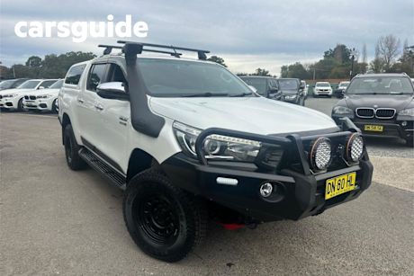 White 2018 Toyota Hilux Dual Cab Utility SR5 (4X4)