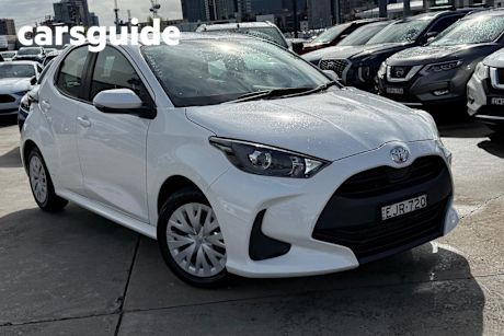 White 2020 Toyota Yaris Hatchback Ascent