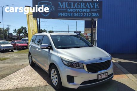 Silver 2017 Kia Carnival Wagon S