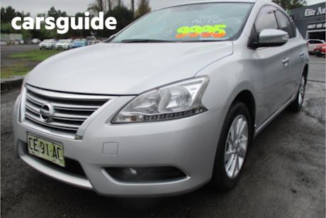 Silver 2013 Nissan Pulsar Hatchback ST-L