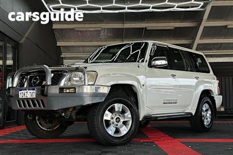 White 2010 Nissan Patrol Wagon ST (4X4)