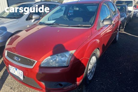 Brown 2008 Ford Focus Hatchback CL