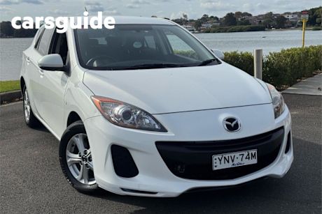 White 2012 Mazda 3 Hatchback NEO