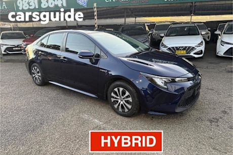 Blue 2020 Toyota Corolla Sedan Ascent Sport (hybrid)