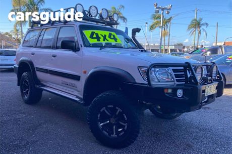 White 2002 Nissan Patrol Wagon ST (4X4)