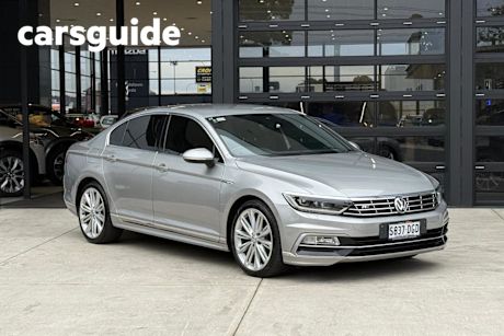 Silver 2017 Volkswagen Passat Sedan 206TSI R-Line