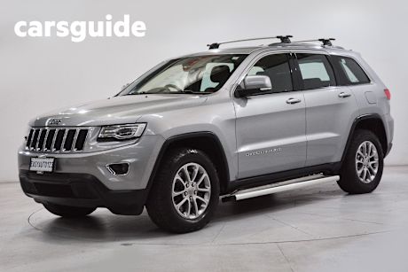 Silver 2015 Jeep Grand Cherokee Wagon Laredo (4X4)