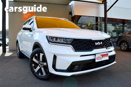 White 2022 Kia Sorento Wagon Sport 7 Seat