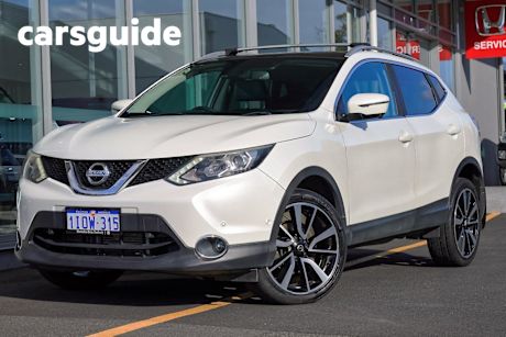 White 2015 Nissan Qashqai Wagon TL