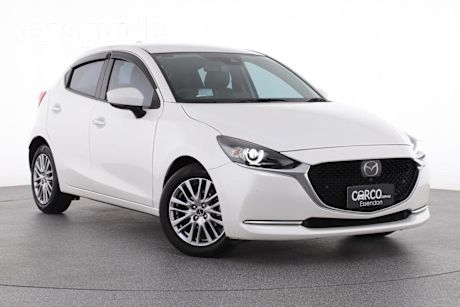 White 2023 Mazda 2 Sedan G15 GT