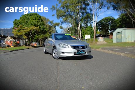 Silver 2013 Honda Accord Sedan VTI