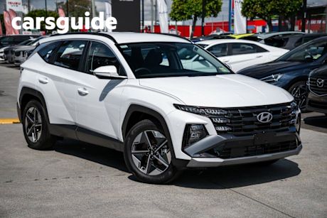 White 2025 Hyundai Tucson Wagon (FWD)