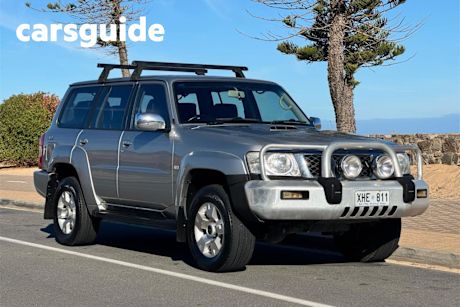 Silver 2005 Nissan Patrol Wagon ST-L (4X4)