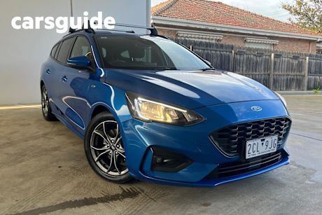 Blue 2019 Ford Focus Wagon ST-Line