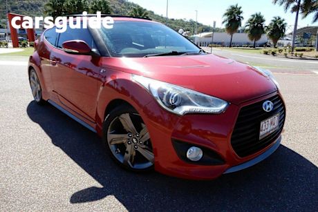 Red 2014 Hyundai Veloster Coupe SR Turbo