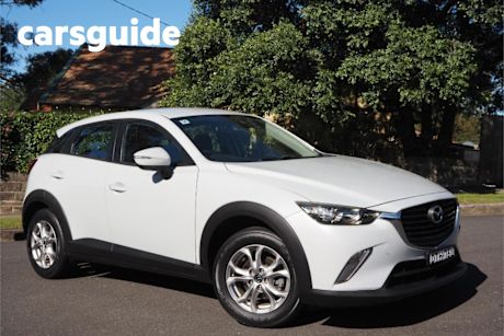White 2017 Mazda CX-3 Wagon Maxx (fwd)