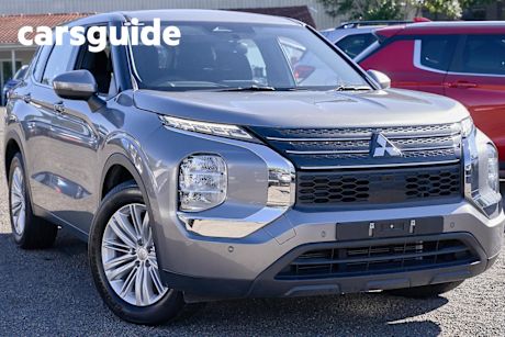 Grey 2023 Mitsubishi Outlander Wagon ES 5 Seat (2WD)