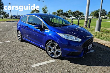 Blue 2016 Ford Fiesta Hatchback ST