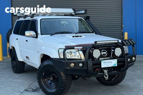 White 2016 Nissan Patrol Wagon ST (4x4) LEGEND EDITION Y61