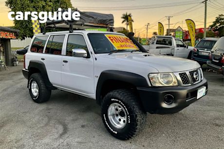 White 2010 Nissan Patrol Wagon DX (4X4)