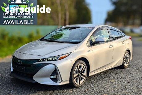 Silver 2018 Toyota Prius Sedan