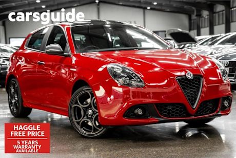 Red 2017 Alfa Romeo Giulietta Hatchback Super TCT